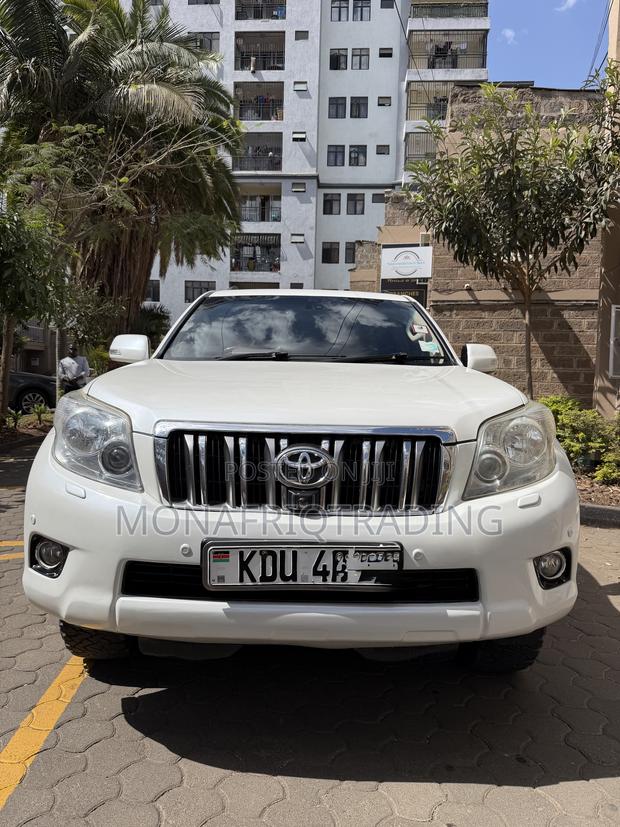 Toyota Land Cruiser Prado 3.0 TD 2012 White