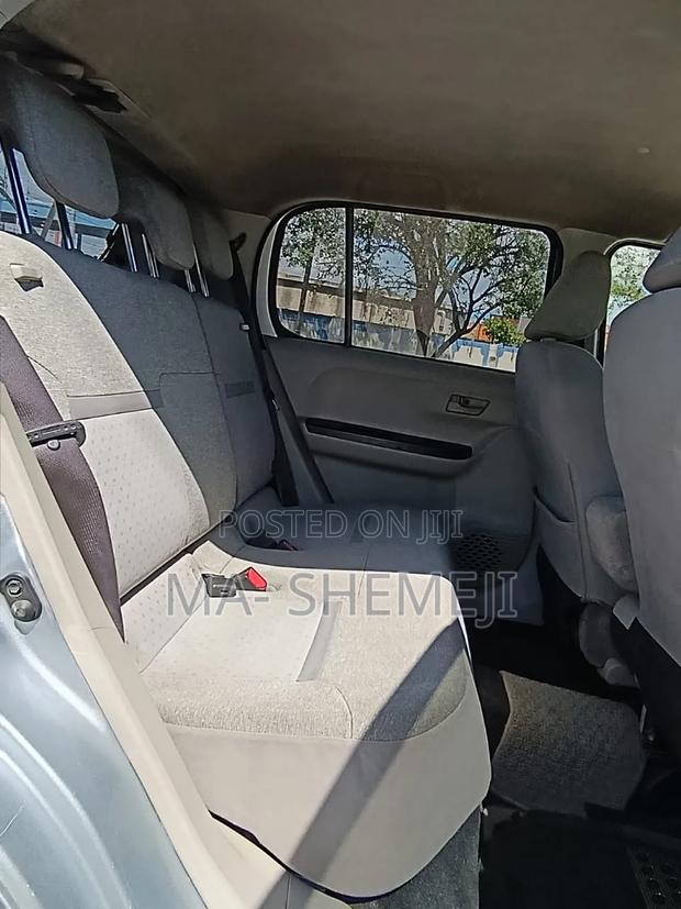 Toyota Passo 1.0 FWD 2017 Silver