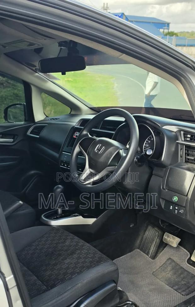 Honda Fit EX 2017 Silver