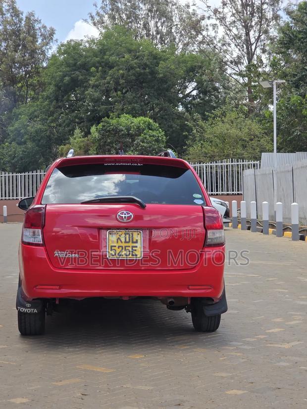 Toyota Corolla Fielder 2014 Red