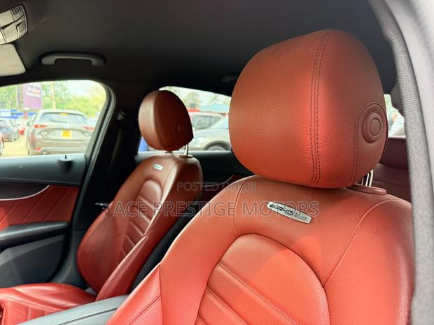Mercedes-Benz C200 2016 Gray