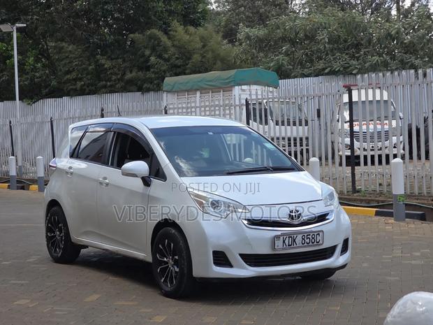 Toyota Ractis 2015 White
