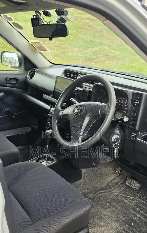 Toyota Probox 1.5 DX 4WD 2017 Silver