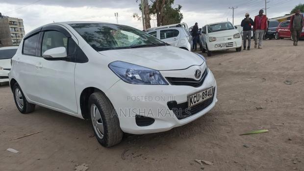 Toyota Vitz 2012 White