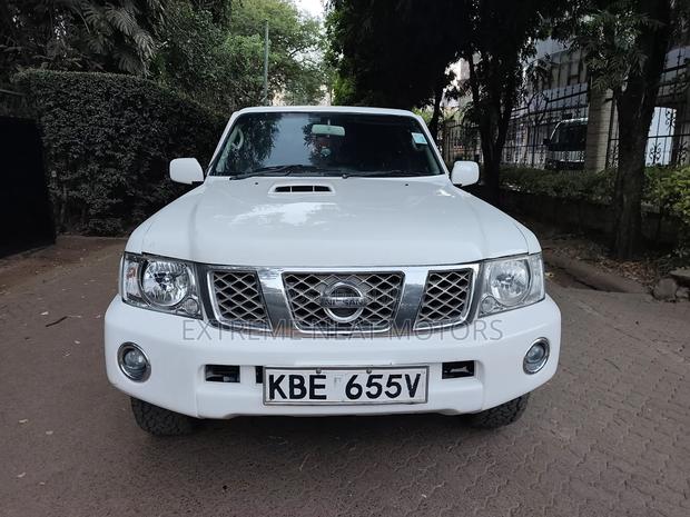 Nissan Patrol 3.0 GRX 2008 White