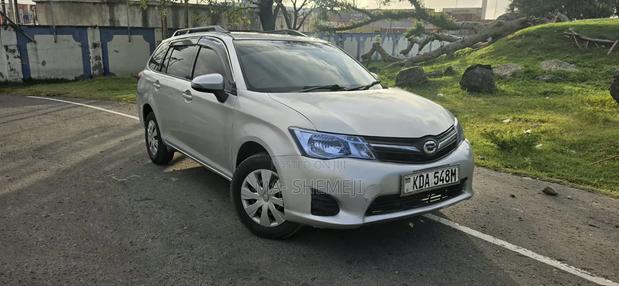 Toyota Corolla Fielder 1.5 Petrol FWD 2014 Silver