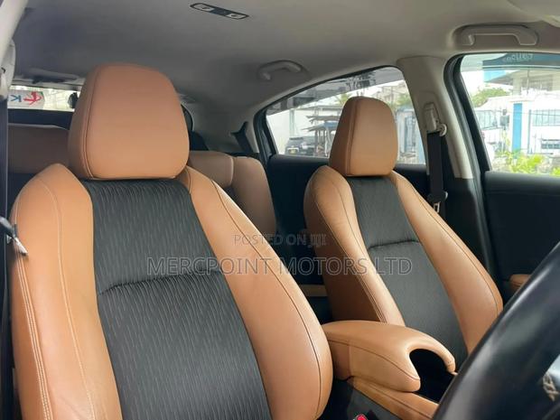 Honda Vezel 1.5 4WD 2019 Matt Black