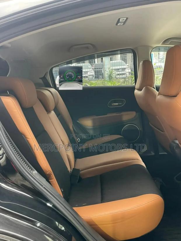 Honda Vezel 1.5 4WD 2019 Matt Black