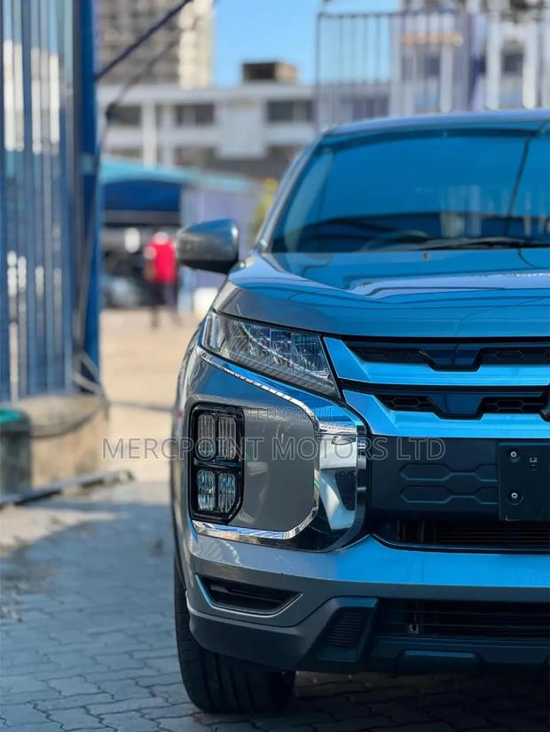 Mitsubishi RVR 2020 Gray
