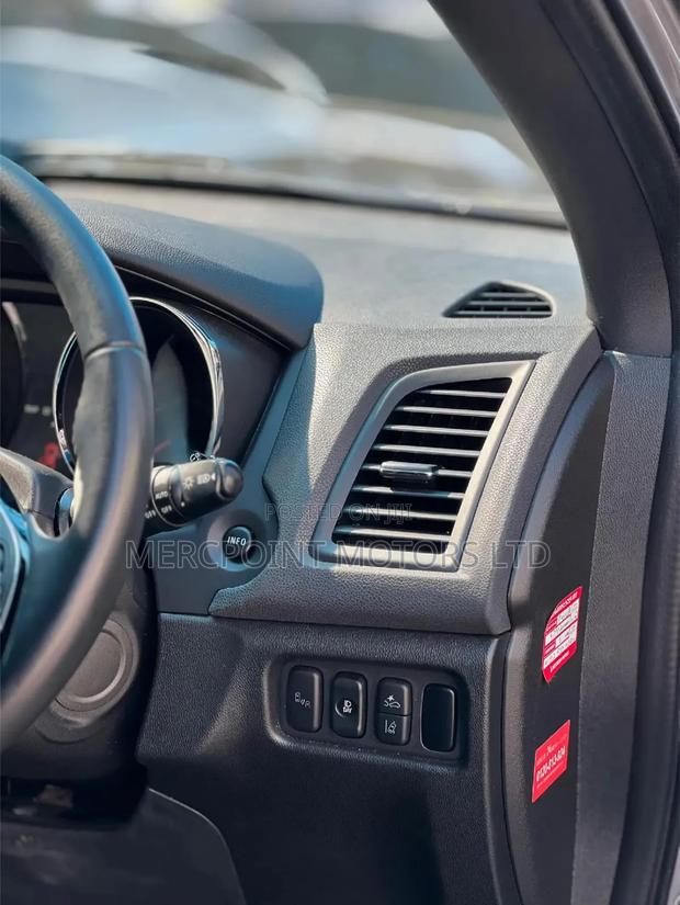 Mitsubishi RVR 2020 Gray