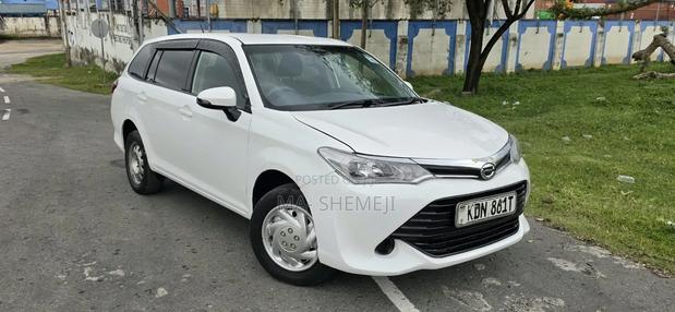 Toyota Corolla Fielder 1.5 Petrol FWD 2016 Pearl
