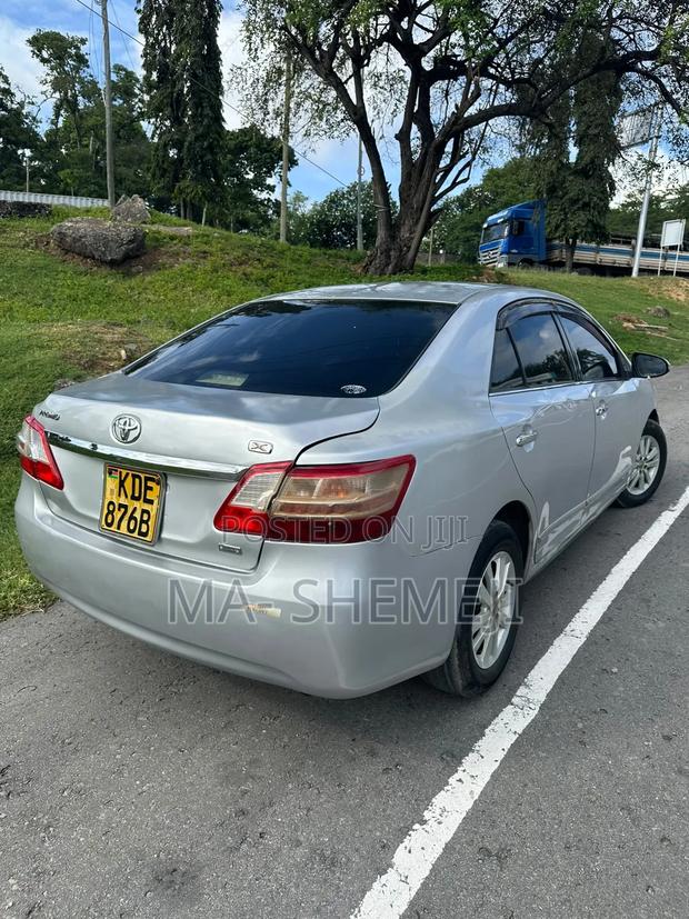 Toyota Premio 1.8 FWD 2015 Silver