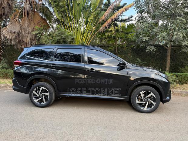 Toyota Rush 1.5 AWD 2020 Black