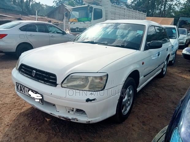 Subaru Legacy 1998 White