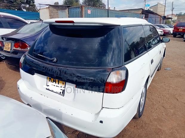Subaru Legacy 1998 White