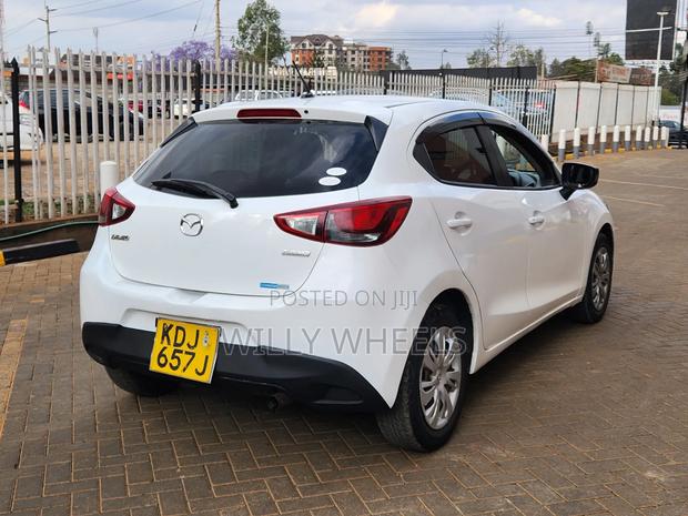 Mazda Demio 2016 White
