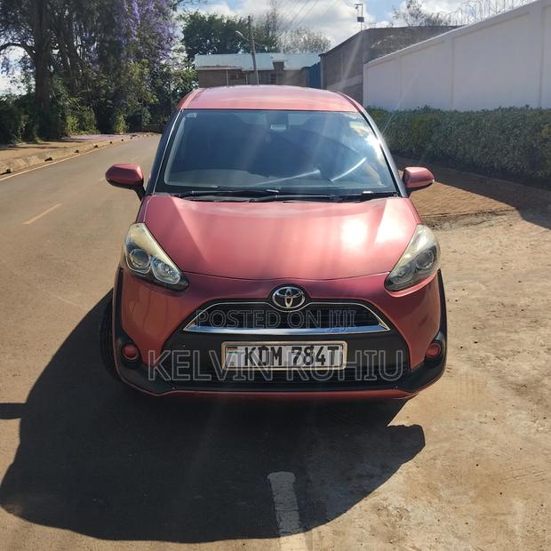 Toyota Sienta 1.5 FWD (6-seater) 2017 Red