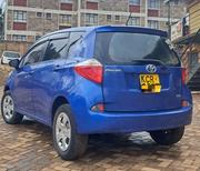 Toyota Ractis 2011 Pearl for sale