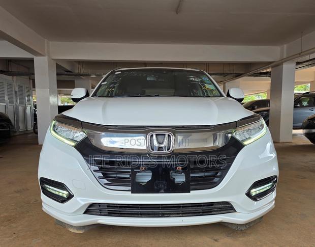 Honda Vezel 1.5 2WD 2019 White