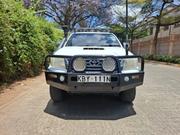 Toyota Hilux 3.0 D-4D 4x4 2015 White for sale