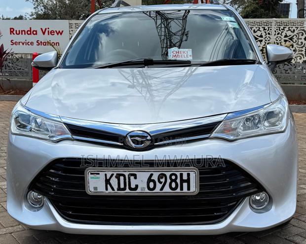 Toyota Corolla Fielder 1.5 Petrol FWD 2015 Silver