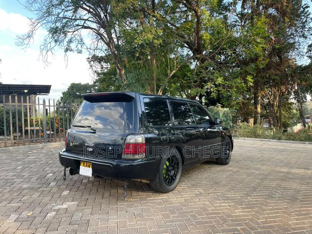 Subaru Forester 2000 Black