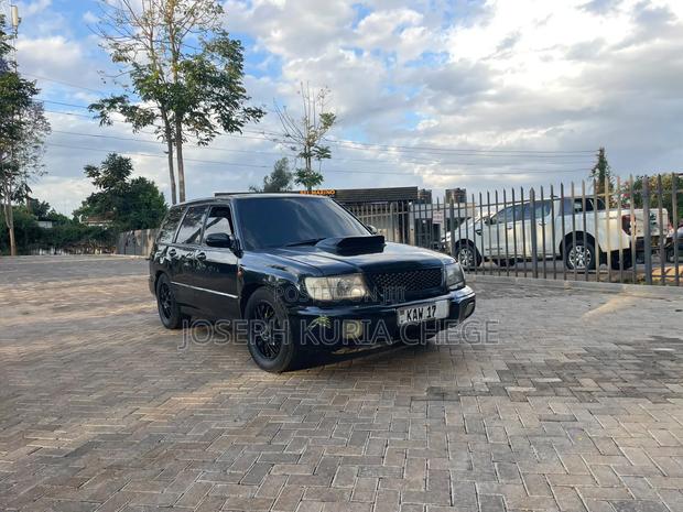 Subaru Forester 2000 Black
