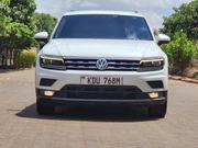 Volkswagen Tiguan 2018 White for sale
