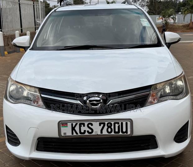 Toyota Corolla Fielder 1.5 Petrol FWD 2012 White