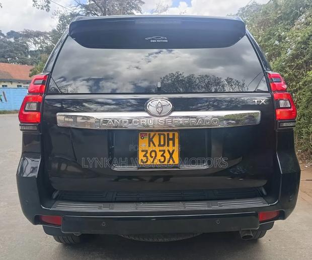 Toyota Land Cruiser Prado 2015 Black