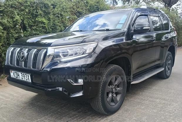 Toyota Land Cruiser Prado 2015 Black