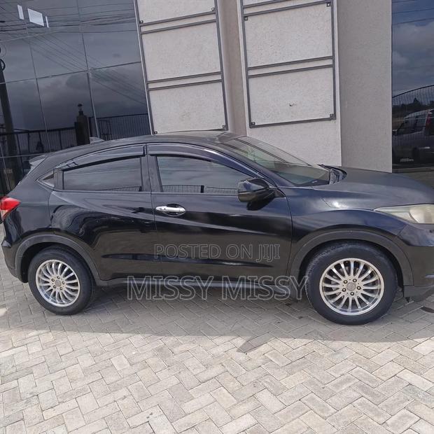 Honda Vezel 1.5 2WD 2014 Black