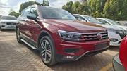 Volkswagen Tiguan 2.0T S FWD 2020 Red for sale