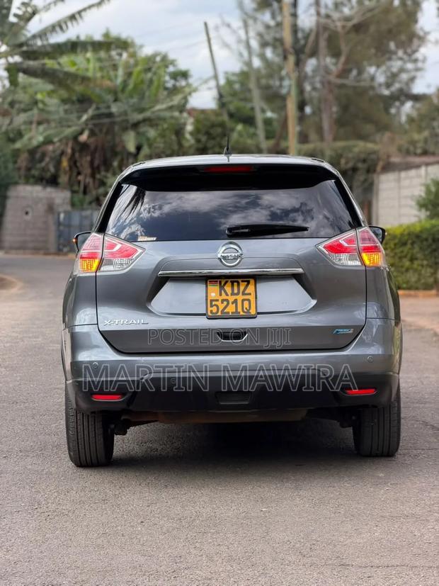 Nissan X-Trail 2015 Gray