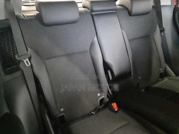 Honda Vezel 2021 Red