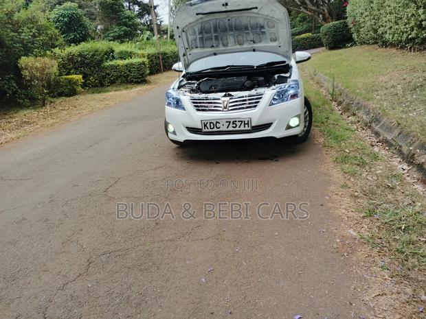 Toyota Premio 2014 Off white