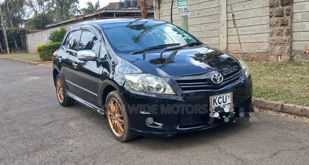 Toyota Auris 2012 Black