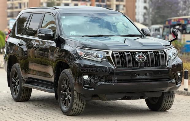 Toyota Land Cruiser Prado 2.7 2021 Black