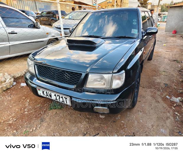 Subaru Forester SF 2.0 1999 Black