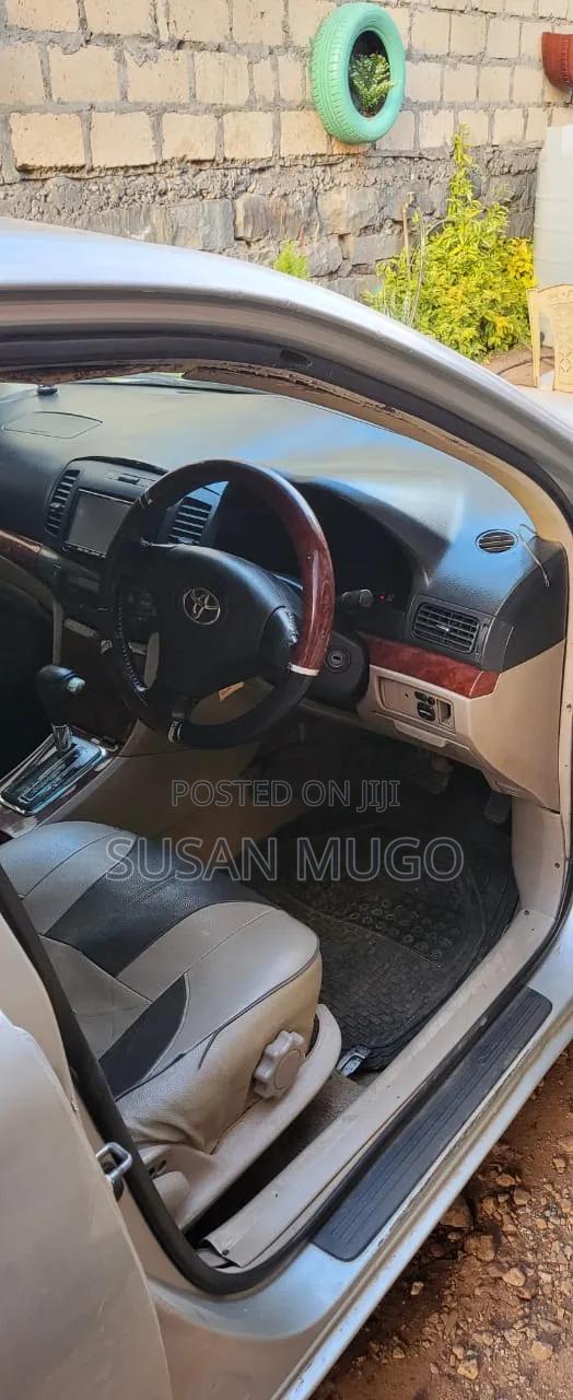 Toyota Premio 2005 Silver