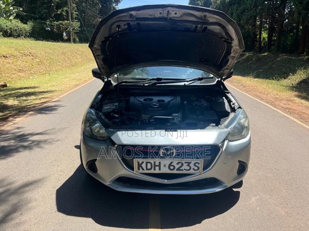 Mazda Demio 2016 Silver