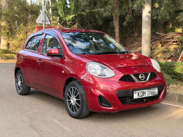 Nissan March 1.2 AWD 2015 Maroon