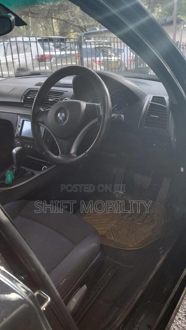 BMW 116i 2011 Black