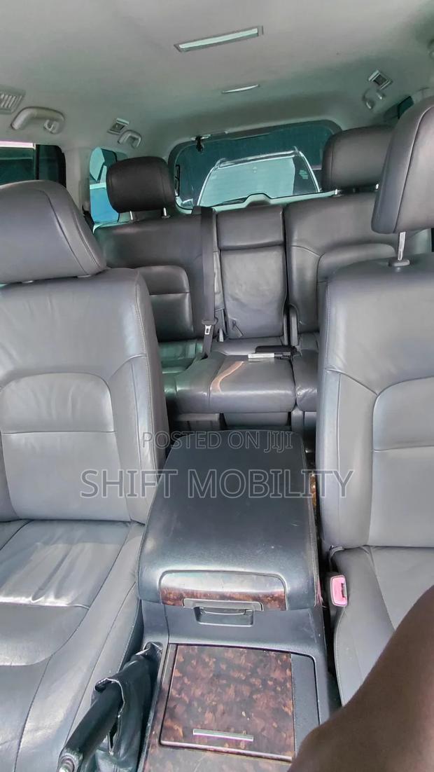 Toyota Land Cruiser 2007 White