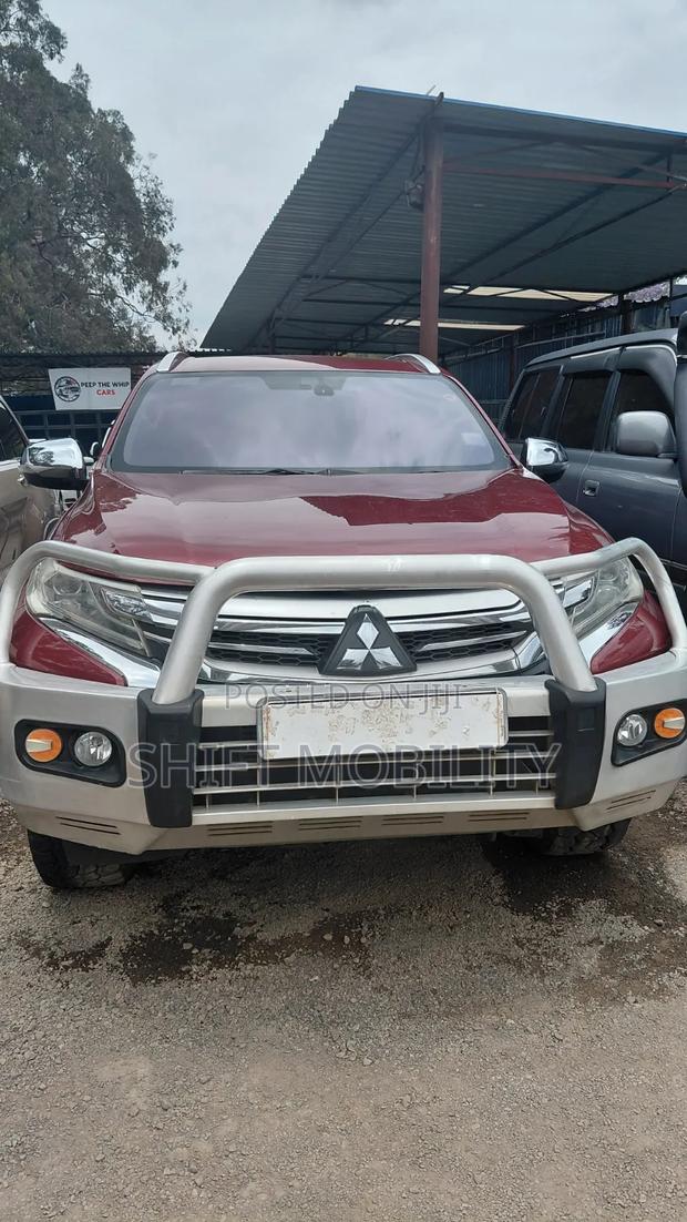 Mitsubishi Pajero 2017 Red