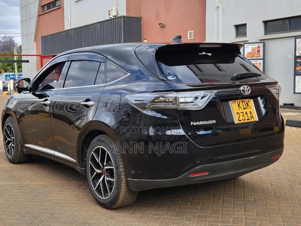Toyota Harrier 2017 Black
