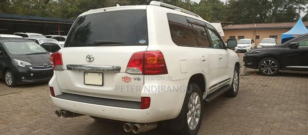 Toyota Land Cruiser Prado 2017 Pearl