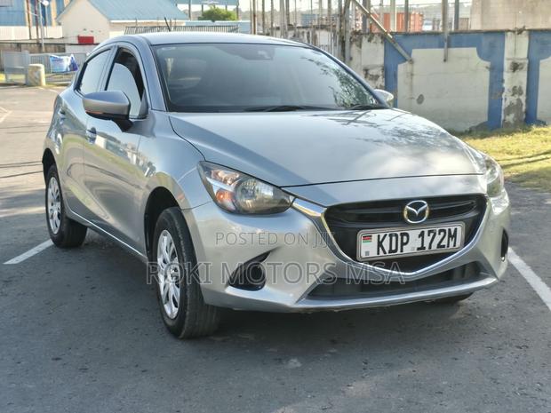 Mazda Demio 2017