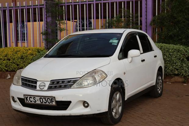 Nissan Tiida 2011 White