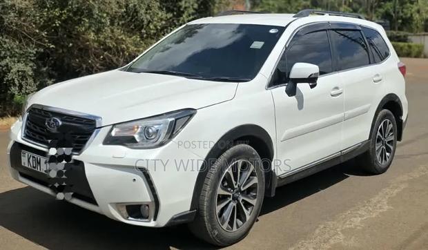 Subaru Forester 2.0XT Premium AWD 2016 White